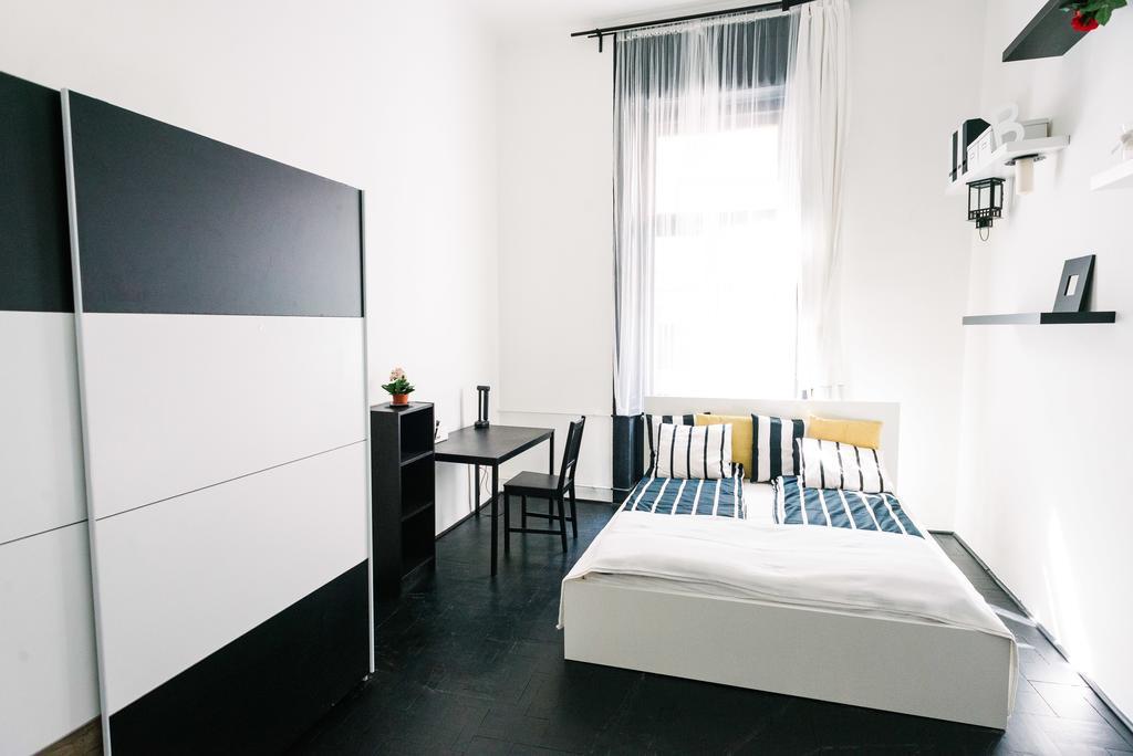 D.Five Stylish Apartment On Vaci Street Budapest Exteriör bild