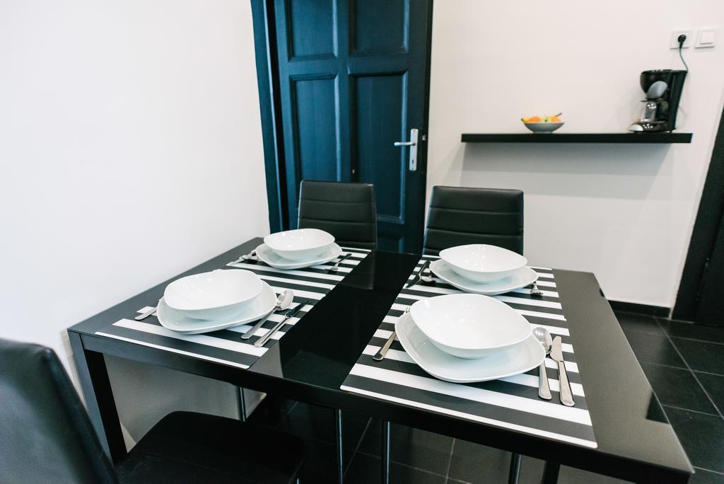 D.Five Stylish Apartment On Vaci Street Budapest Exteriör bild
