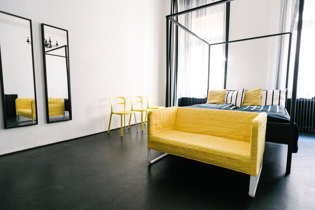 D.Five Stylish Apartment On Vaci Street Budapest Exteriör bild