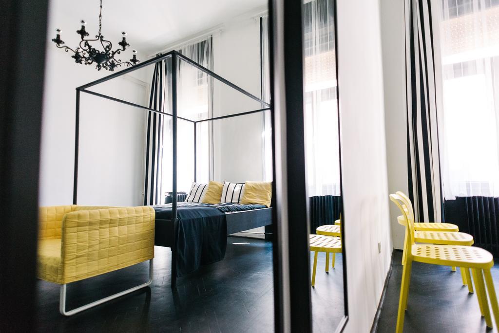 D.Five Stylish Apartment On Vaci Street Budapest Exteriör bild